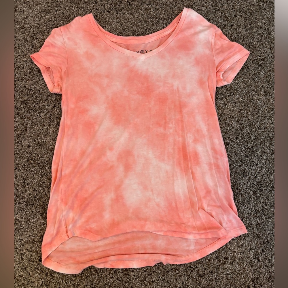 AERO Seriously Soft V-neck T-shirt